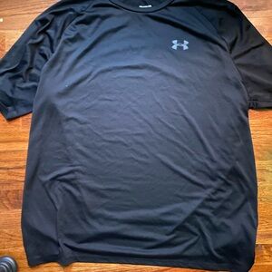 Under Armour Men's Black Performance Tee